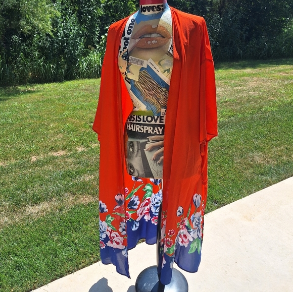 Pioneer Woman L / XL firey orange printed duster - Picture 4 of 10